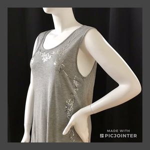 Kische embellished tank